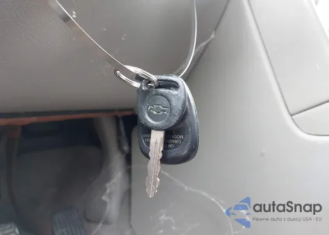 2004 Chevrolet Suburban 1500 Lt z USA, uszkodzony, nr VIN 1GNFK16Z84J296909